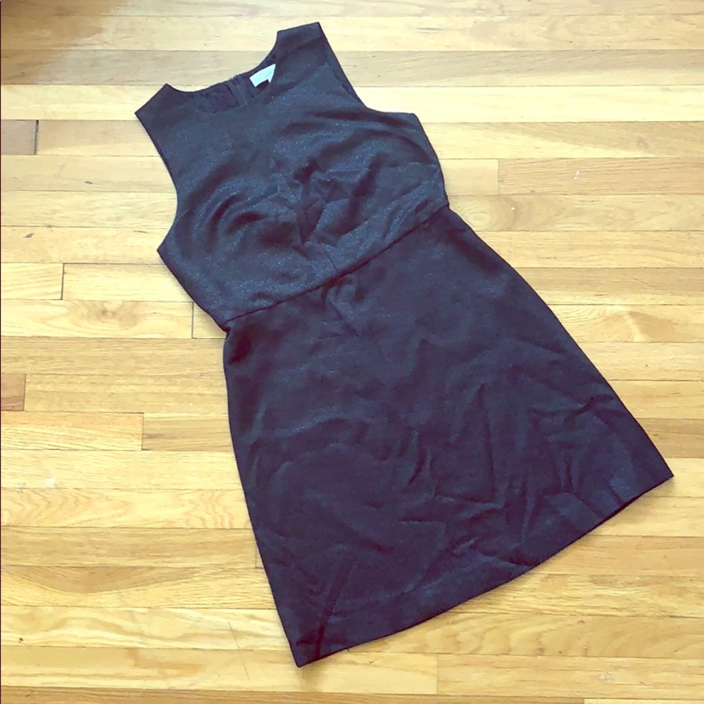 ☀️LOFT dress with unique cutout/lace back☀️